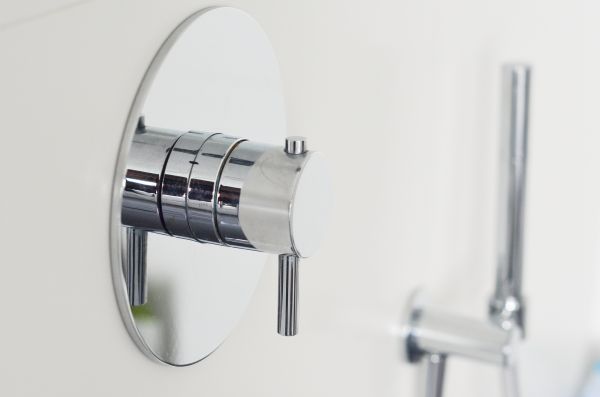 Cost of Shower Knob Replacement in Newark