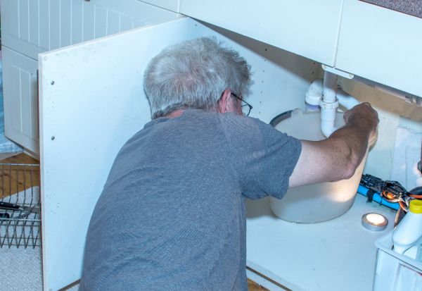Cost of Pipe Drip Repair in Newark