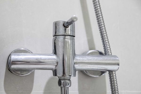 Cost of Shower Lever Repair in Newark