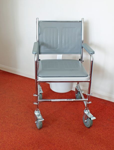 Cost of Commode Replacement in Newark